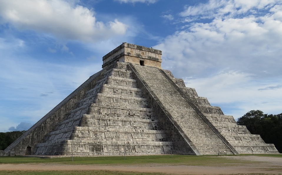 Encuentran ‘tesoro’ intacto en santuario subterráneo de Chichén Itzá