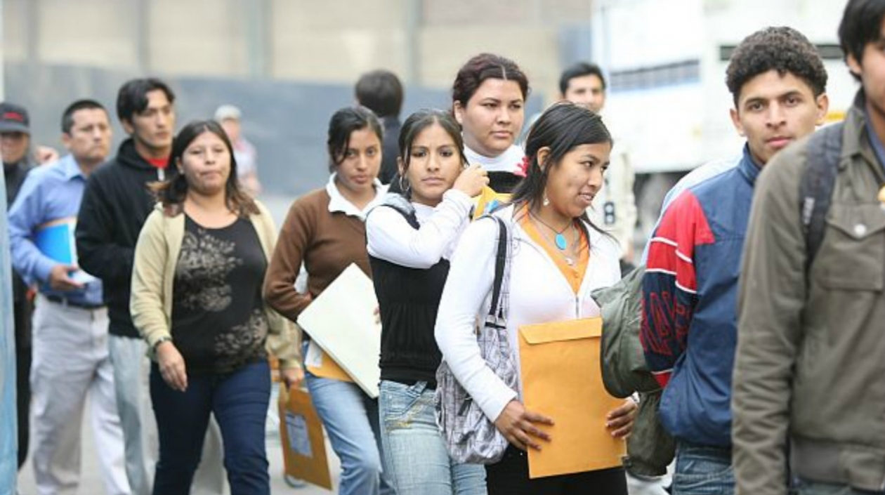 Más del 80% de los empleadores buscan contratar a más jóvenes; sin embargo se enfrentan a la falta de experiencia