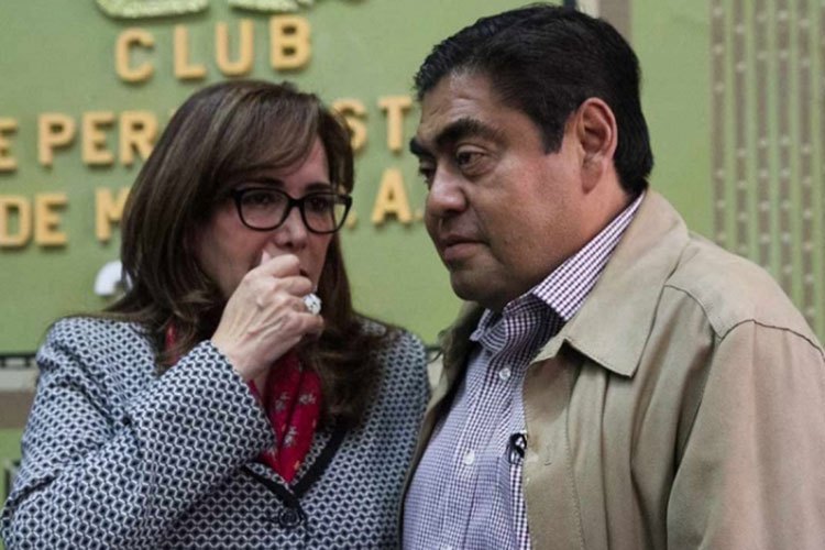 Denunciará senador de Morena a Yeidckol Polevnsky por posible imposición de Barbosa en Puebla