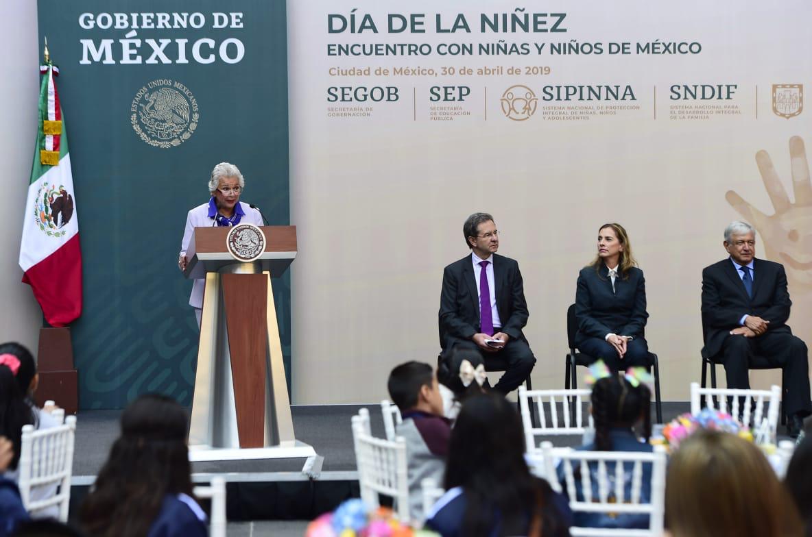 Trabaja gobierno de México para transformar el país y que niñas y niños vivan con felicidad su infancia