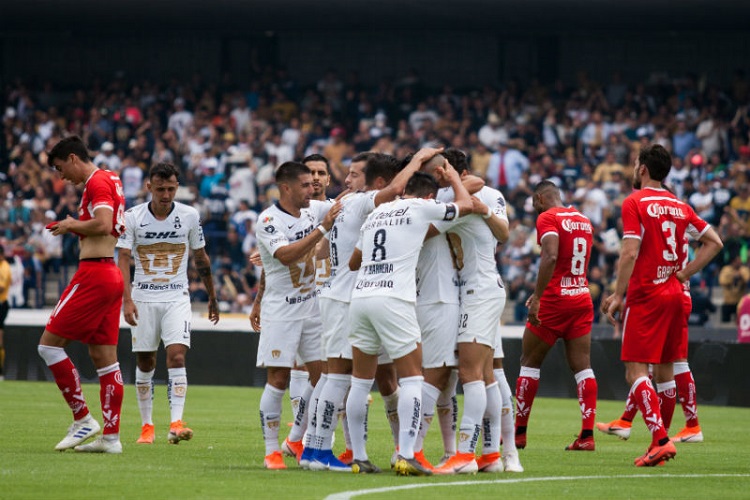 Pumas empata a Toluca 2-2; ambos quedan fuera de la Liga MX
