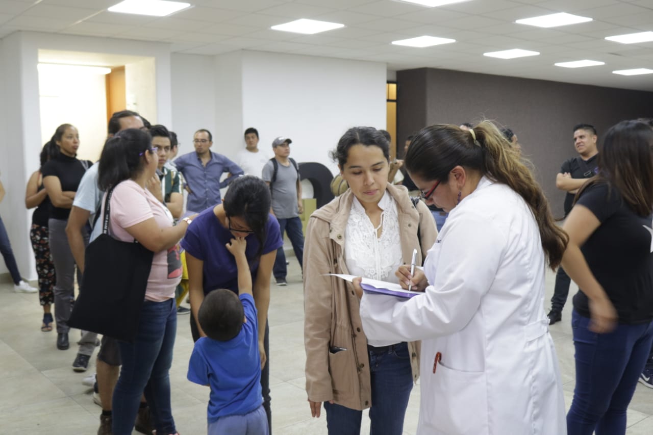 Aplican vacuna contra el Virus del Papiloma Humano en Alcaldía Cuauhtémoc