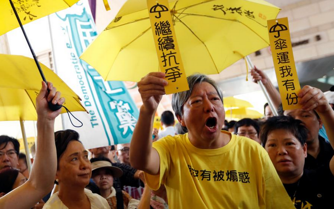 Sentencian a líderes del movimiento de los Paraguas en Hong Kong