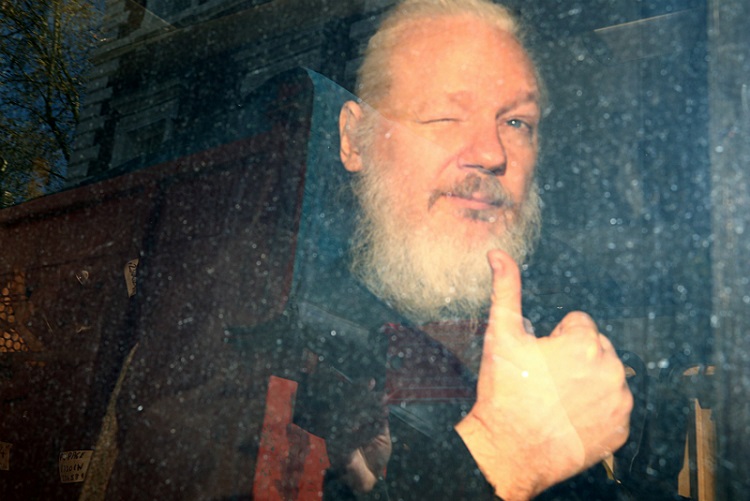 Detienen a sueco relacionado con Assange y WikiLeaks