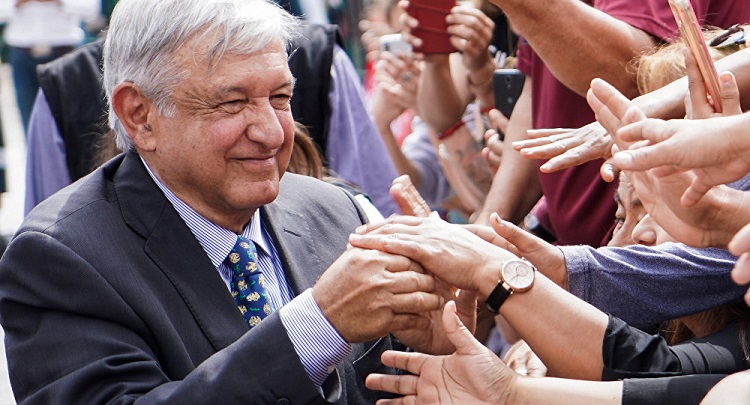 AMLO mantiene popularidad: seguridad su punto débil, según encuesta