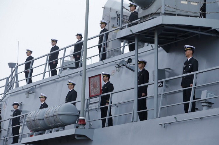 Corea del Sur retiene navío panameño por presuntos lazos con Norcorea