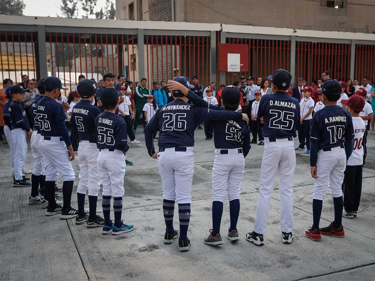 Presentan SEP y PROBEIS Fun at Bat como programa optativo de educación física en escuelas primarias del país