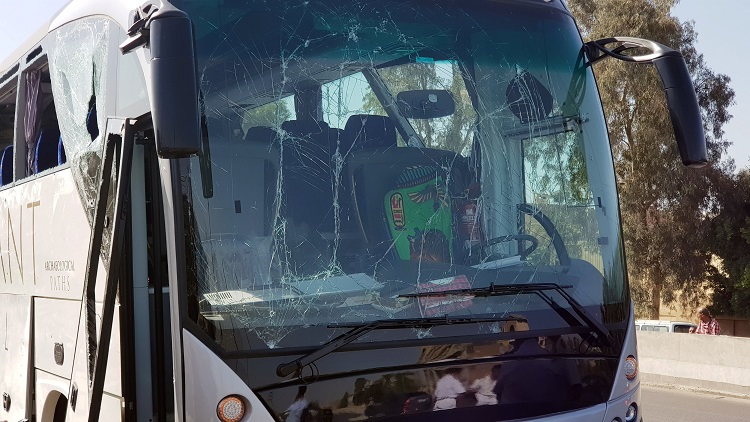 Al menos 17 heridos tras atentado contra autobús turístico en Egipto