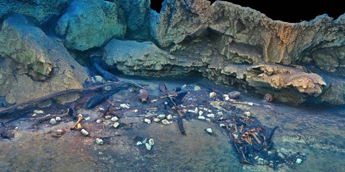 Hallan restos de animales y humanos prehistóricos en el cenote Hoyo Negro de Yucatán