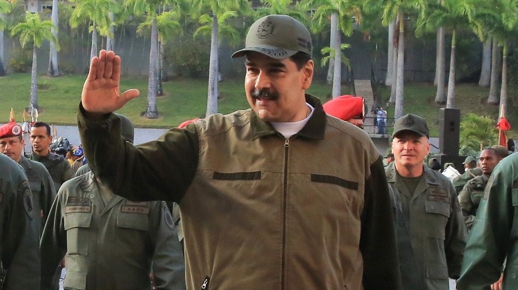 Maduro dice que ex jefe del servicio de inteligencia venezolano es un traidor