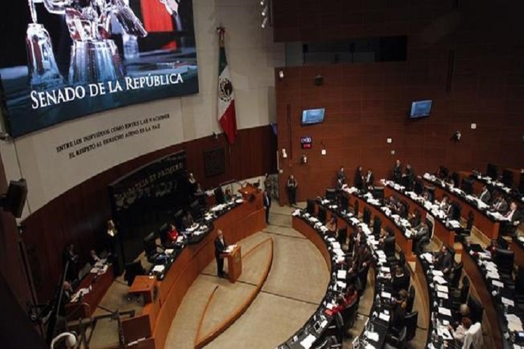 Llaman senadores a reconstruir desde lo más profundo a la sociedad