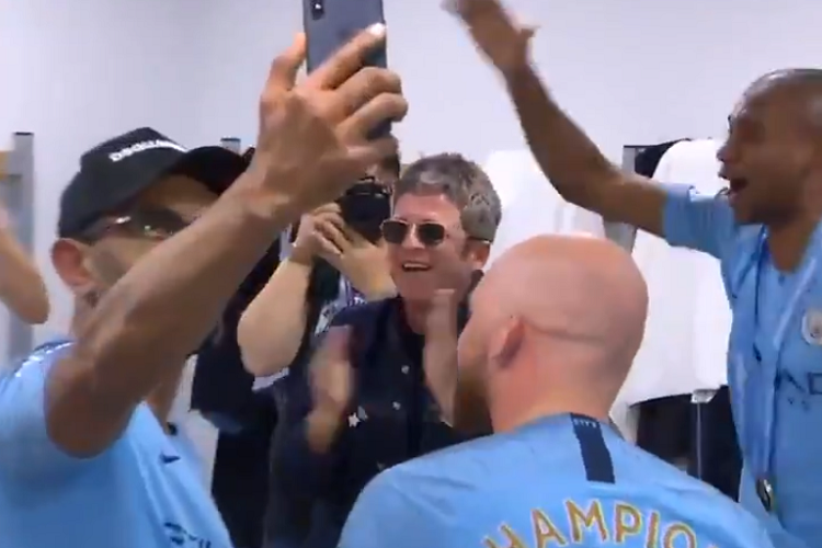 Manchester City canta ‘Wonderwall’ junto Noel Gallagher tras ganar Premier League