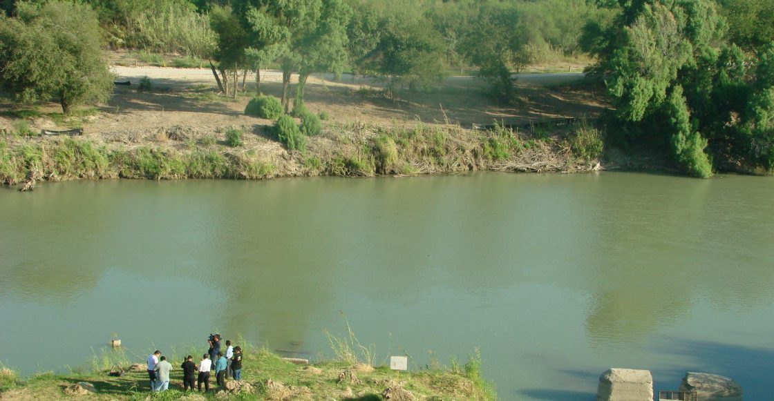 Padre e hija salvadoreños murieron abrazados al intentar cruzar el río Bravo