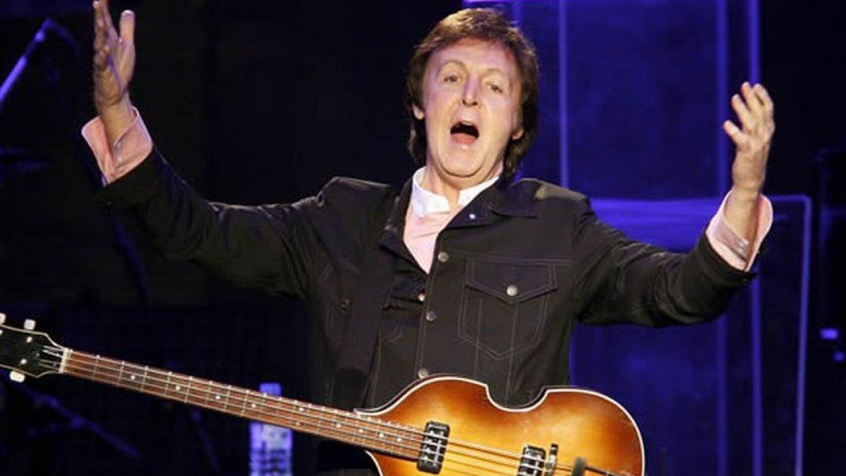 Sir Paul McCartney cumple 77 años de edad y sigue rocanroleando