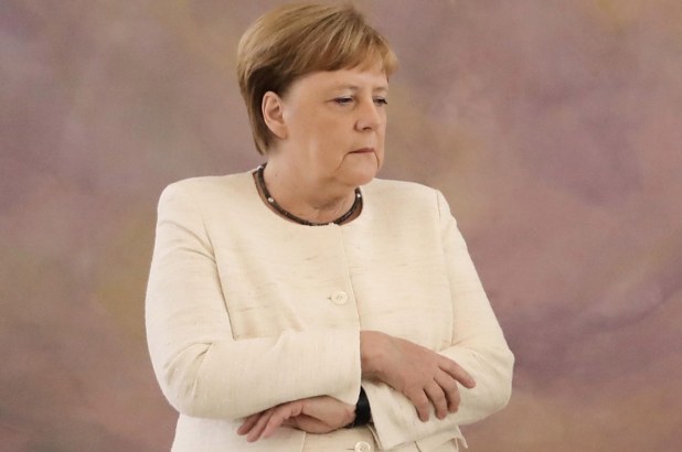 Angela Merkel sufre temblores