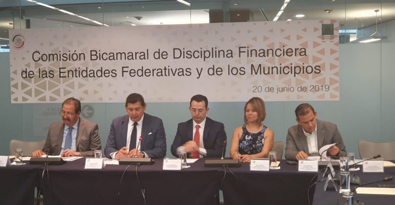 Impulsará el Senado que estados y municipios eviten despilfarros y endeudamiento público