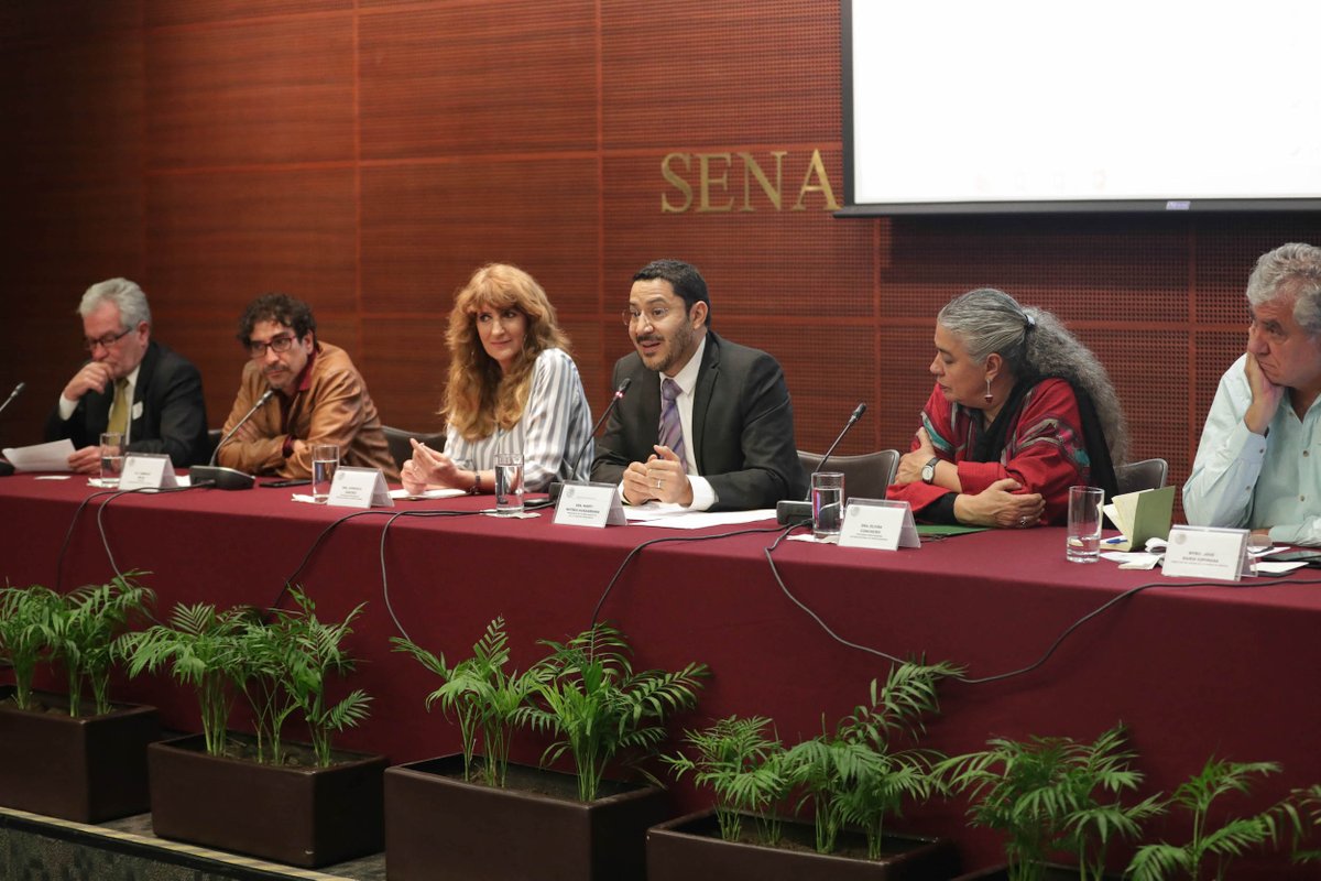 Reivindicar derecho humano a la migración, destacan en panel 80 años del Exilio Español