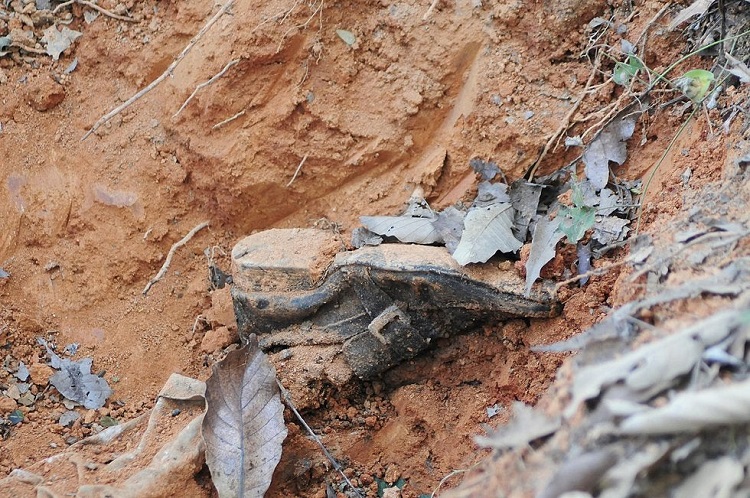 Faltan laboratorios para identificar restos hallados en fosas de Coahuila