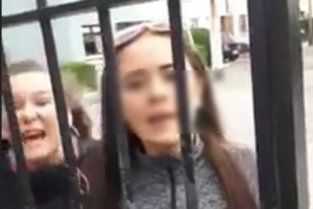 VIDEO: Mexicano es víctima de un ataque racista en Irlanda