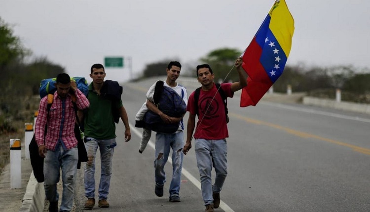 Perú no pedirá visa y pasaporte a grupos vulnerables venezolanos