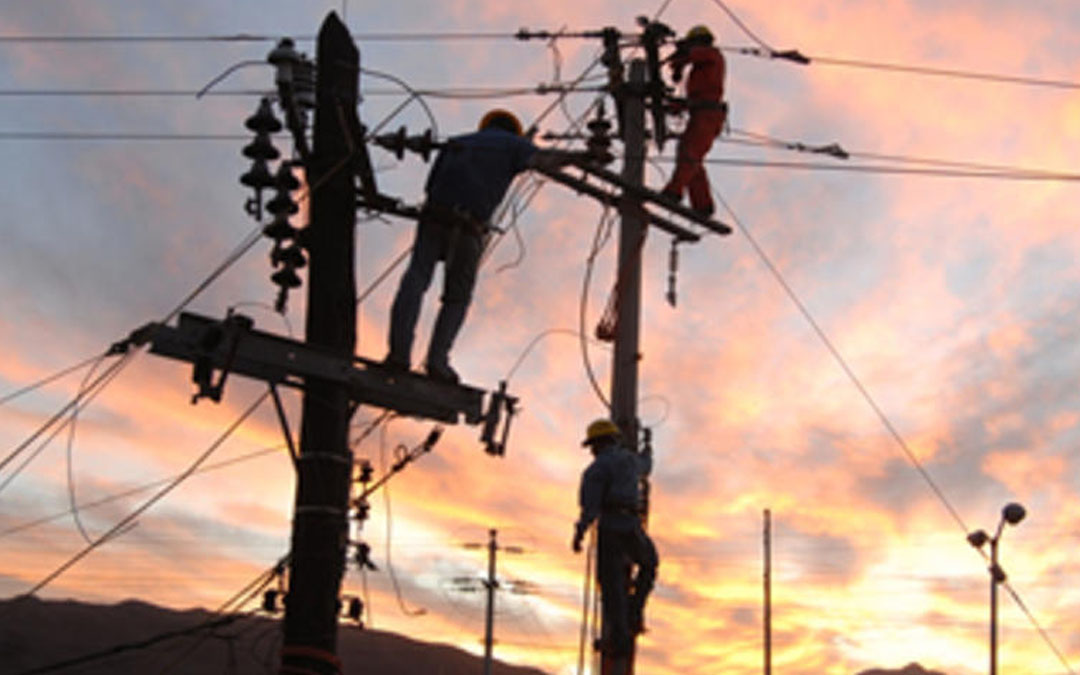 LA CFE está preparada para atender las posibles afectaciones del suministro eléctrico en los estados de Tamaulipas, Nuevo León y Coahuila por la depresión tropical número 9