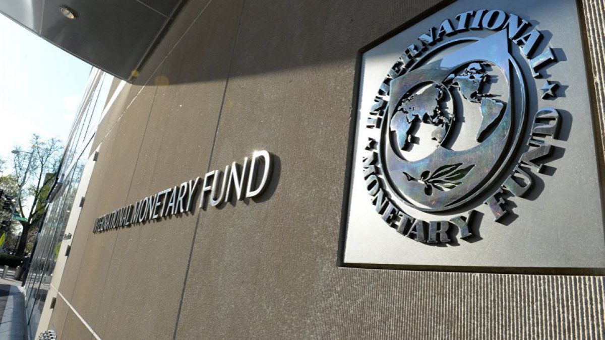 Coincide AMLO con FMI sobre baja en crecimiento de economía mundial