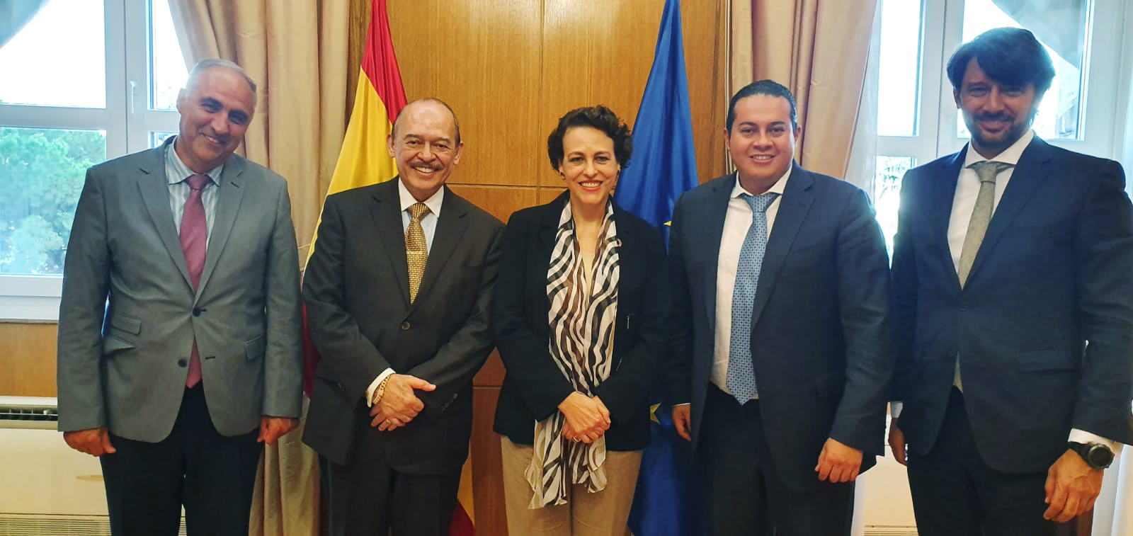 Raúl Beyruti Sánchez se reúne en España, con la Ministra de Trabajo, Migraciones y Seguridad Social de España, Magdalena Valerio