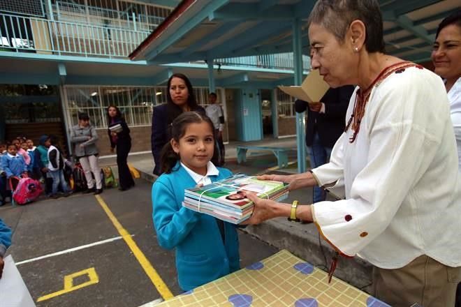 Necesario, enérgico extrañamiento a la SEP: senadora Saldaña Cisneros