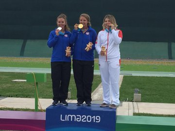 Alejandra Ramirez gana bronce y plaza olímpica