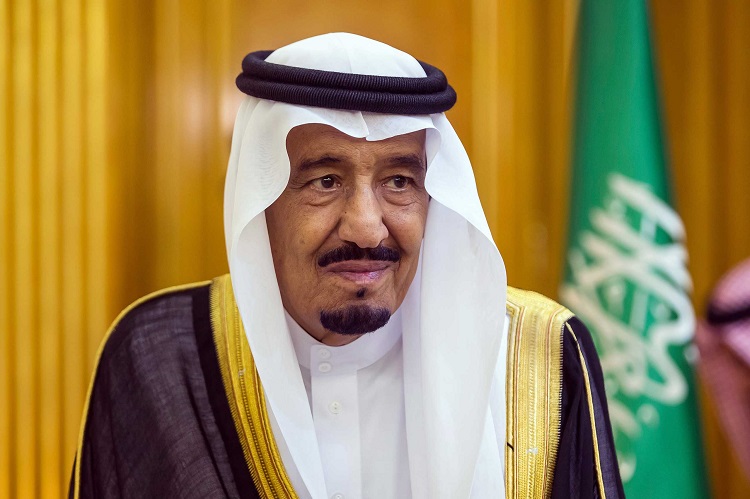 Rey de Arabia Saudita de acuerdo con presencia militar de EU en su país