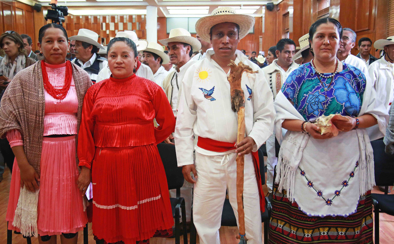 Garantiza CEDIPIEM orientación jurídica gratuita a indígenas del Edoméx