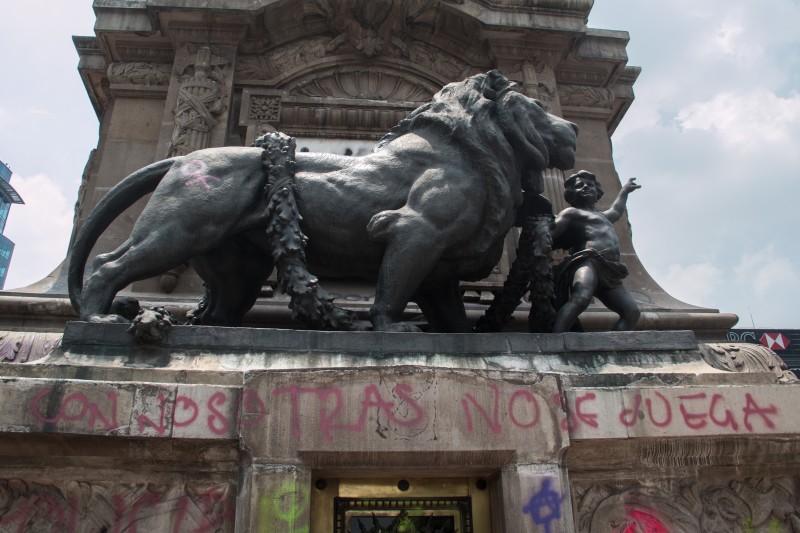 No retirar pintas del Ángel, hasta resolver violencia contra mujeres