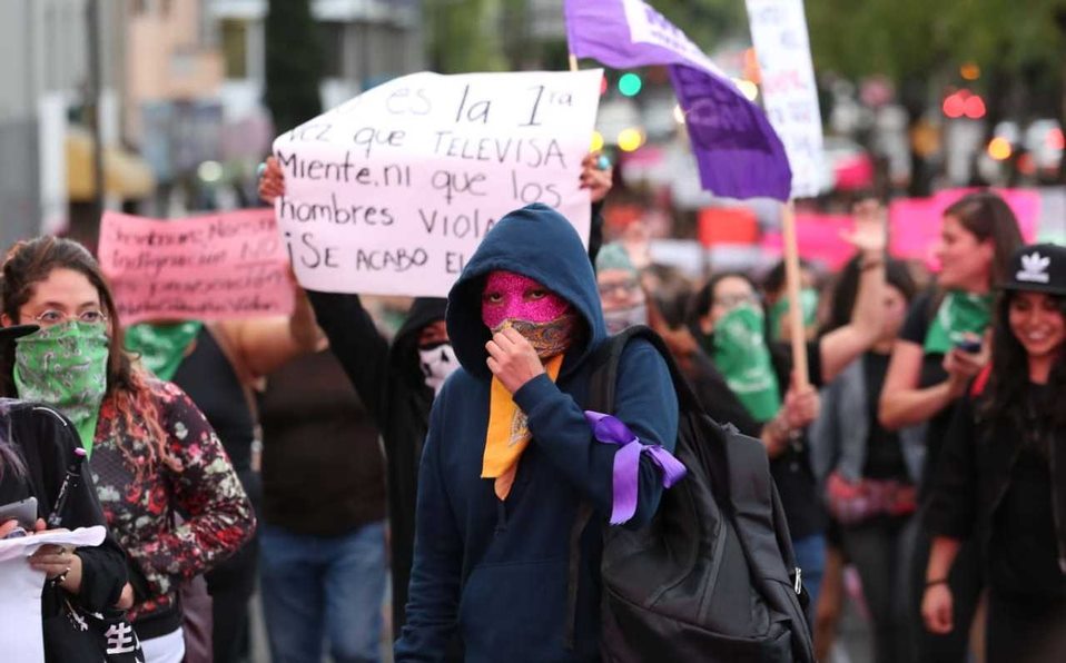 Respalda AMLO postura de Sheinbaum ante protestas y desmanes en CDMX