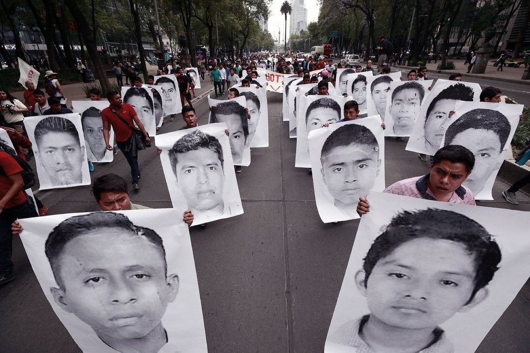 Hay voluntad política para conocer la verdad del caso Ayotzinapa: AMLO