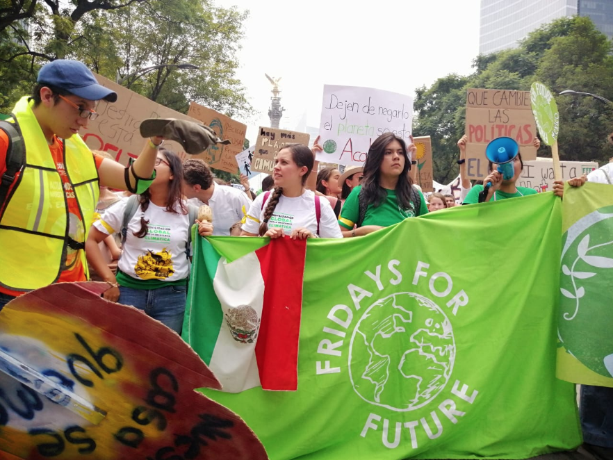 FOTOS: Niños y niñas lideran la ‘Huelga por el Clima’ en la CDMX