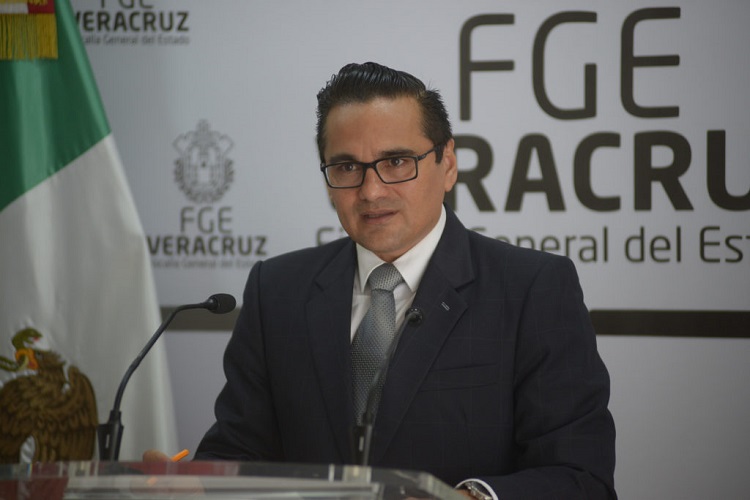 Dan a conocer supuesta orden de aprehensión contra ex fiscal de Veracruz