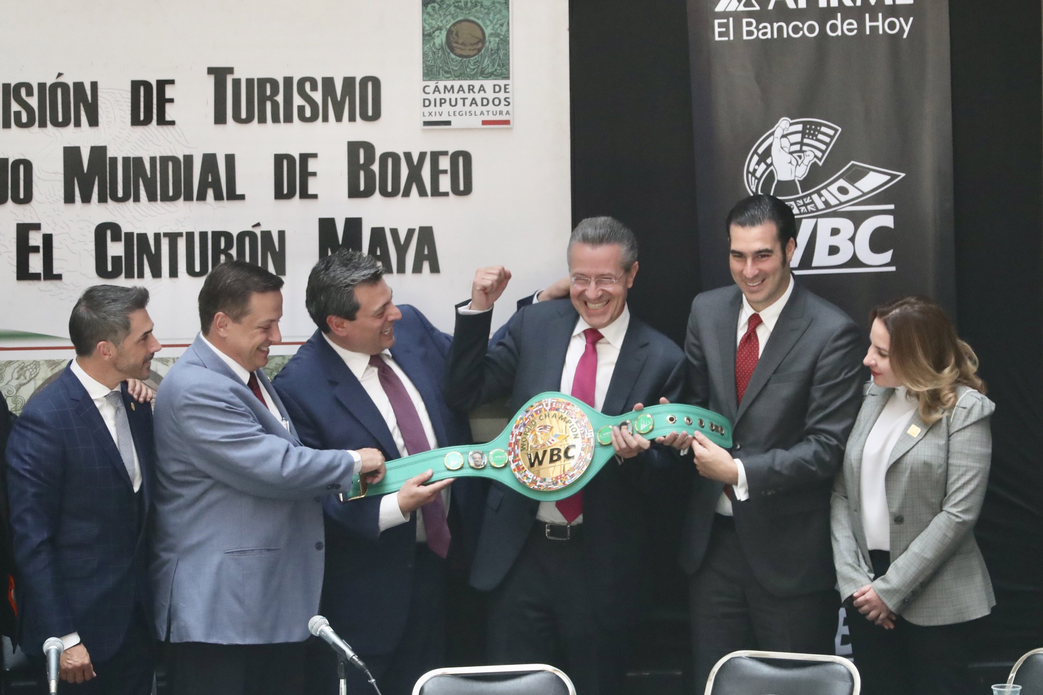 Boxeadores deben contar con seguridad social: Alegre Salazar