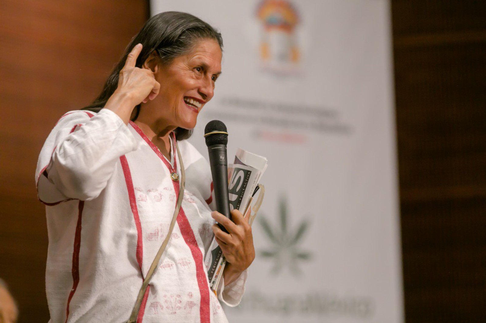México podría convertirse en líder mundial en la comercialización del cannabis: Jesusa Rodríguez