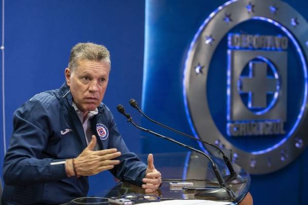 “Gracias a todos”: Ricardo Peláez se despide de Cruz Azul