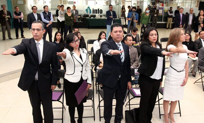 Rinden protesta integrantes del Comité Anticorrupción de la CDMX