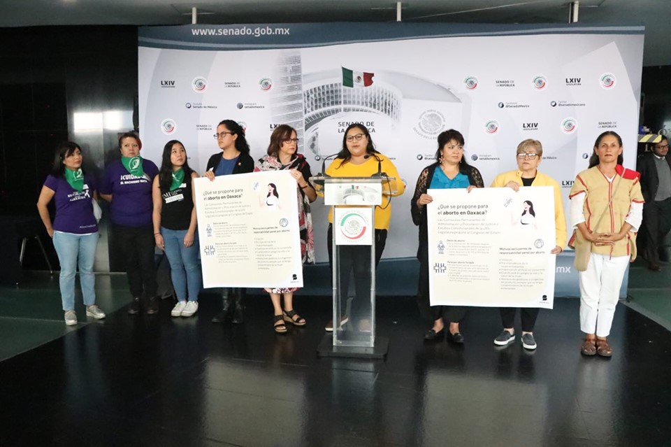 Senadoras de Morena, entre ellas Citlalli Hernández, respaldaron la legalización del aborto en Oaxaca