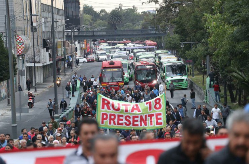 Transportistas desquician la CDMX; marchan rumbo al Zócalo