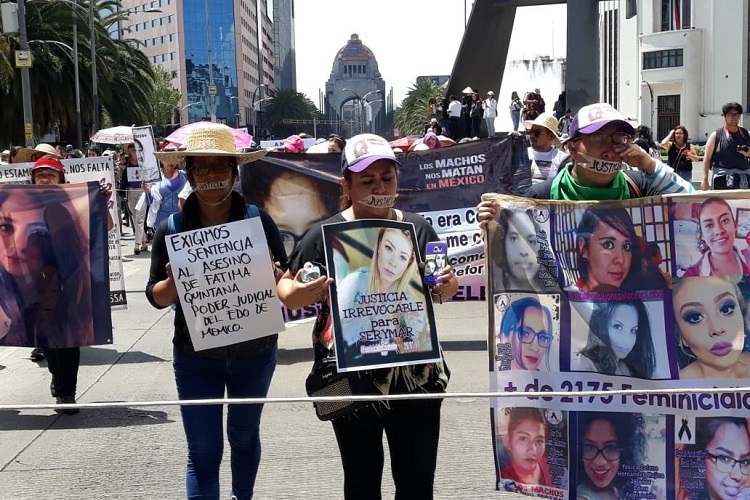 Realizan Marcha del Silencio contra feminicidios