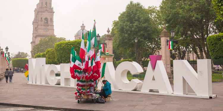 Cancelan festejos patrios en Buenavista, Michoacán