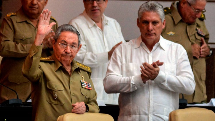 Sanciones de EU a Raúl Castro reflejan “bajeza” del gobierno de Trump, dice canciller de Cuba