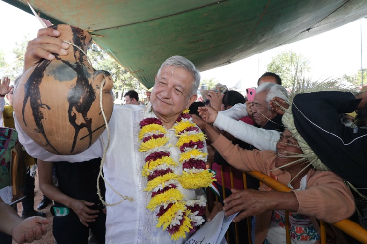 Realizan “limpia” a López Obrador en Oaxaca