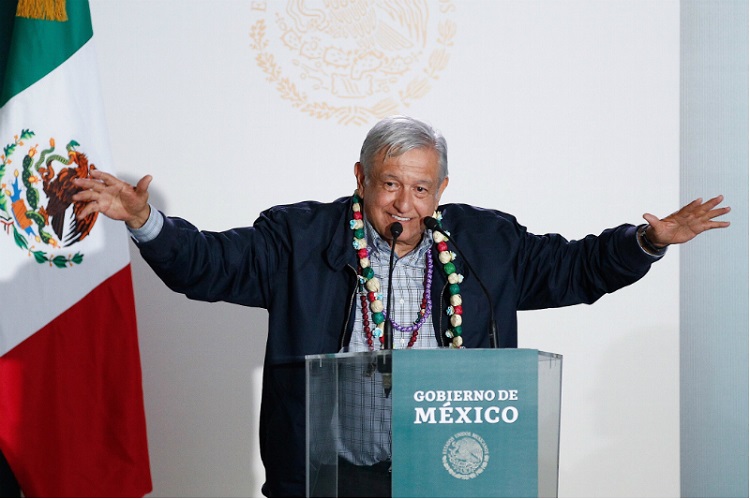 López Obrador pide a Trump se “anime” a comprar el avión presidencial