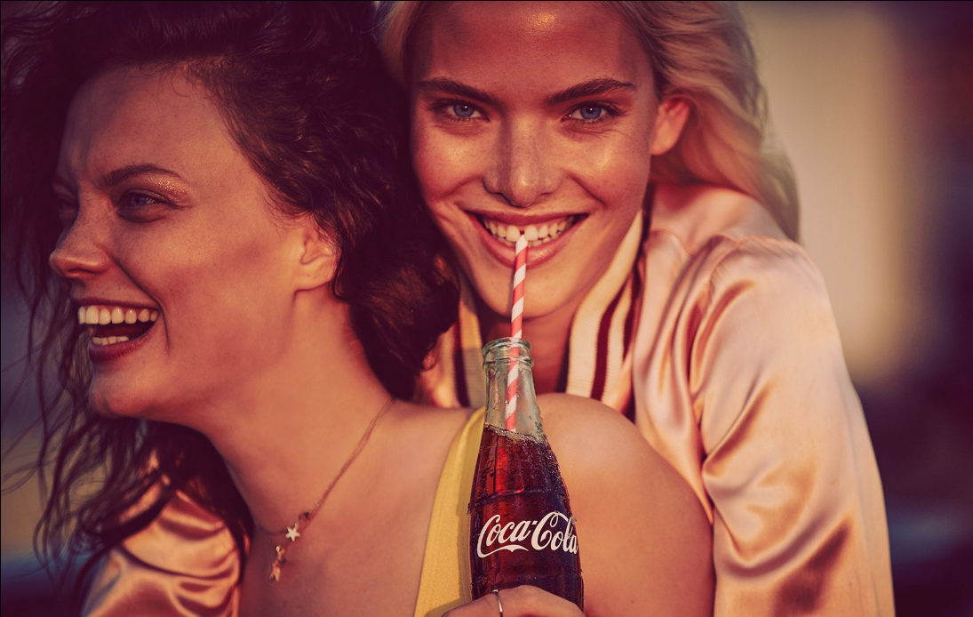 Hungría multa a Coca-Cola por incitar a la homosexualidad