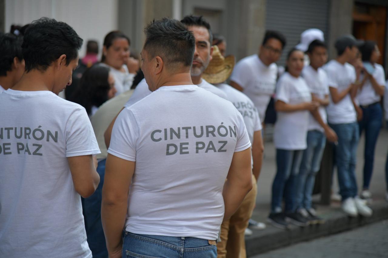 Playeras para ‘Cinturón de Paz’ costaron casi un millón de pesos