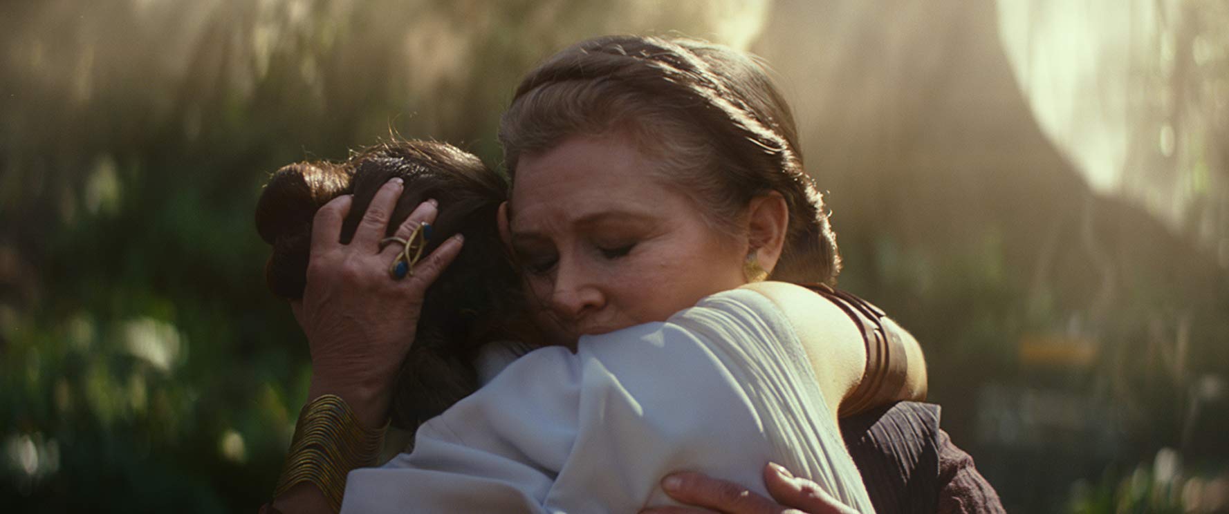 Hija de Carrie Fisher recuerda a su madre con emotiva canción en la bañera
